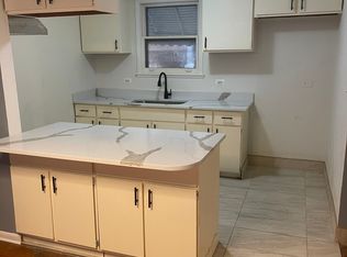 1122 W 115th St, Chicago, IL 60643