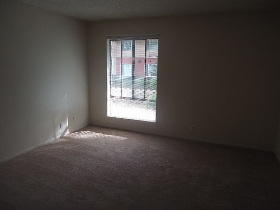 5th image of 2468 Larkspur Ln APT 358