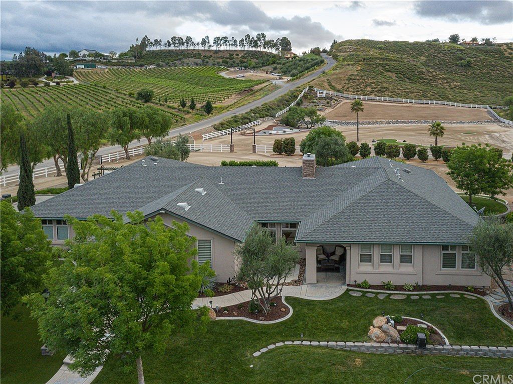 39485 Calle Contento, Temecula, CA 92591 | Zillow