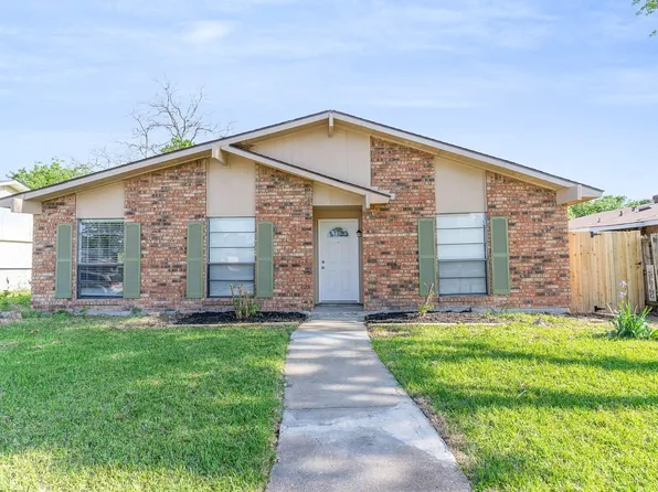 8810 Willowbrook Dr, Rowlett, TX 75088