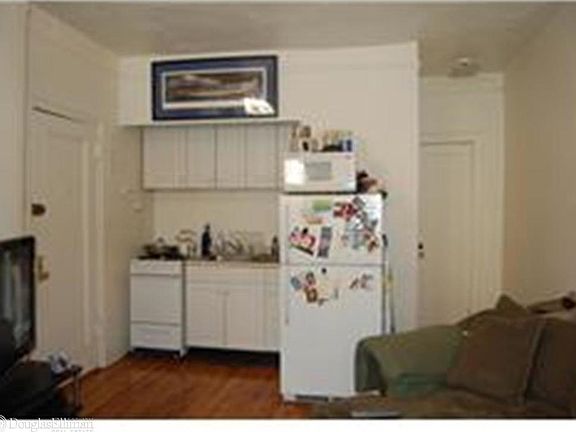 4th image of 244 8th Ave APT 3F