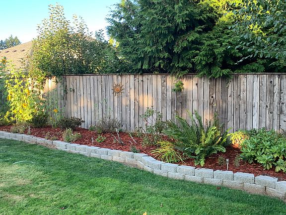 Back/side yard