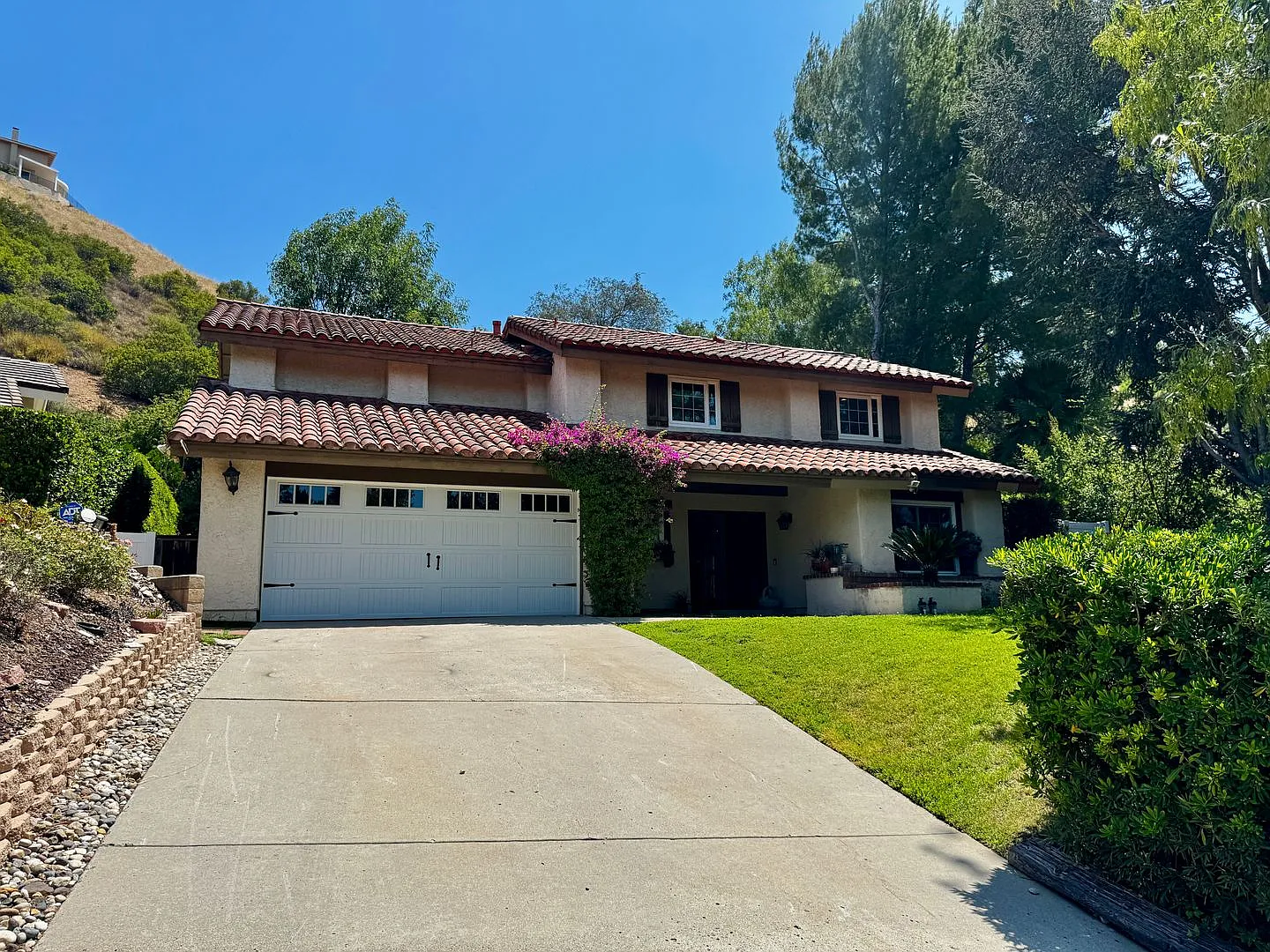 Spacious, remodeled home in prime Westlake neighborhood — Photo 1