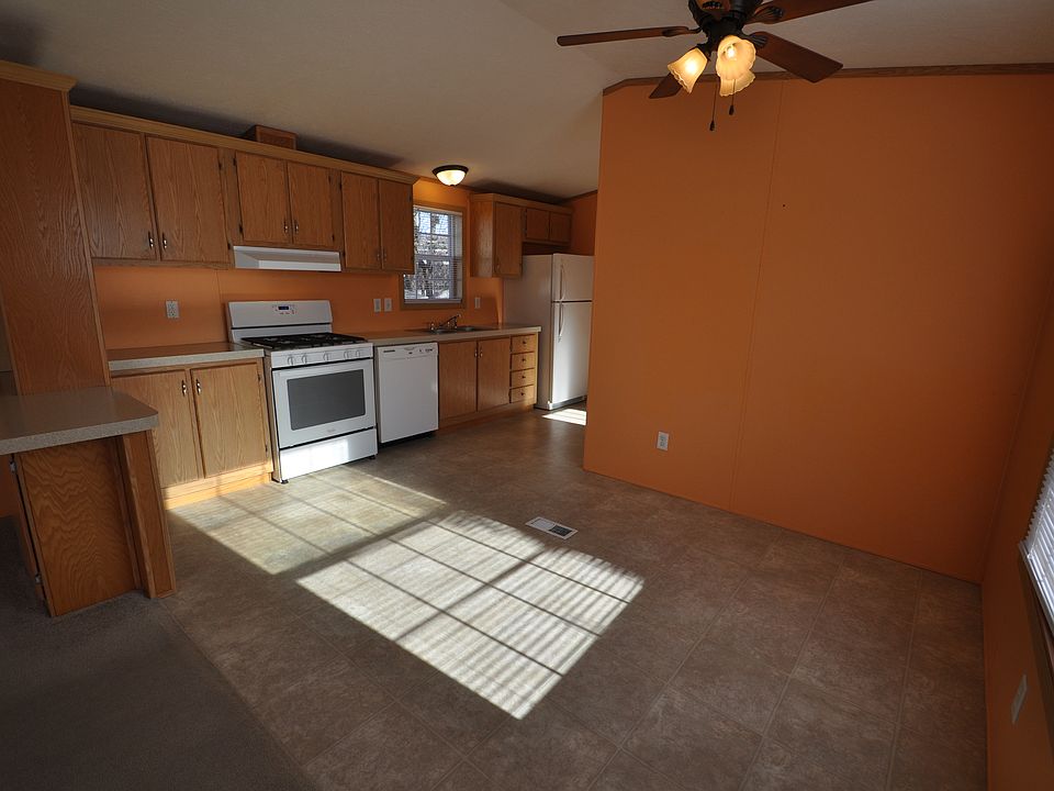 1st image of 193 Twin Lakes Dr