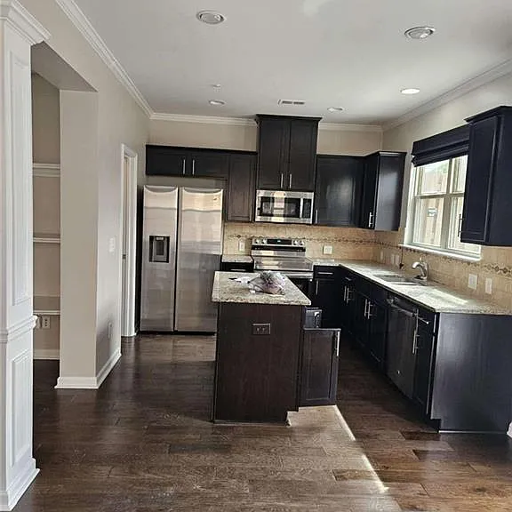 6585 Story Cir — Photo 3