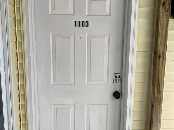 201 Skyline Condos #201, Pleasantville, NJ 08232