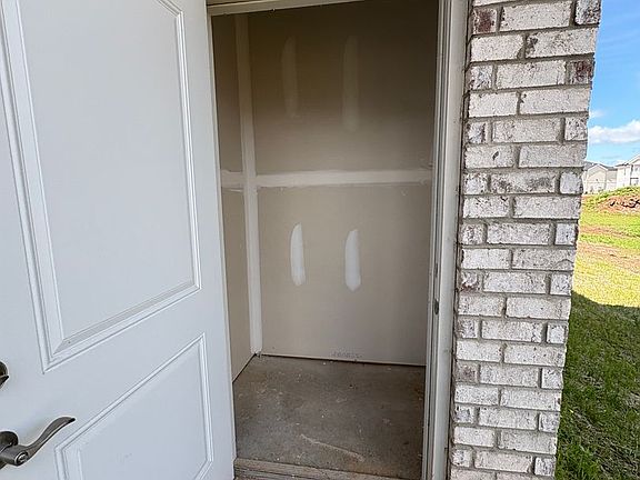 5th image of 5222 Bakers Spring St #113