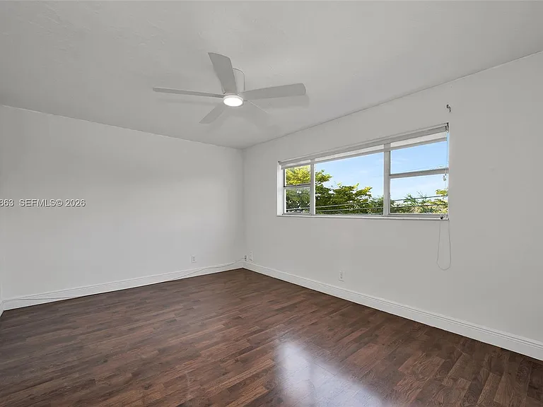 250 Layne Blvd #205 — Photo 17