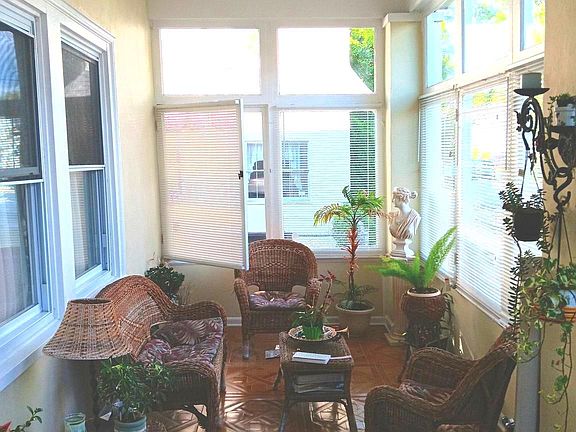 3rd image of 4005 Bonsall Ave