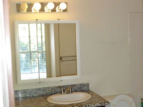 5th image of 1687 Pensacola St APT 504