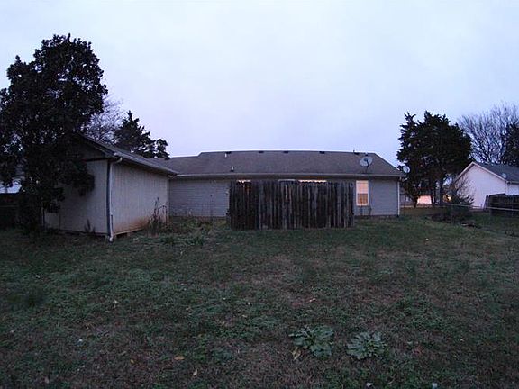 5th image of 2046 Holbeach Dr