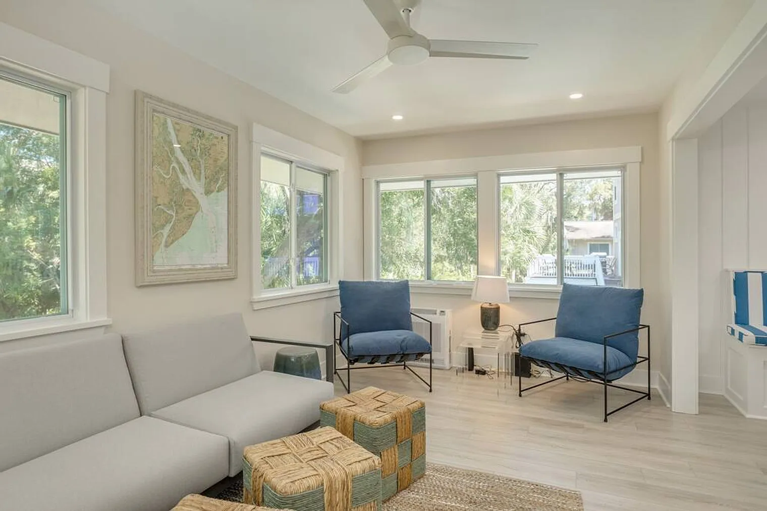 6 bed, 4.0 bath, $8,565 — Photo 4
