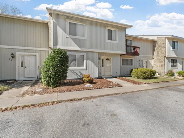 917 Birch Rd, Virginia Beach, VA 23462