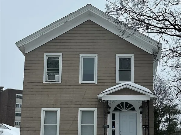 705 N James St APT 3, Rome, NY 13440