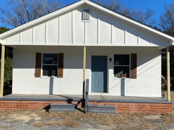 1221 Schaeffer Pl, Macon, GA 31217