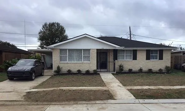816 Andrews Ave — Photo 8