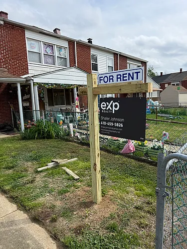 2063 Kelmore Rd Photo 1