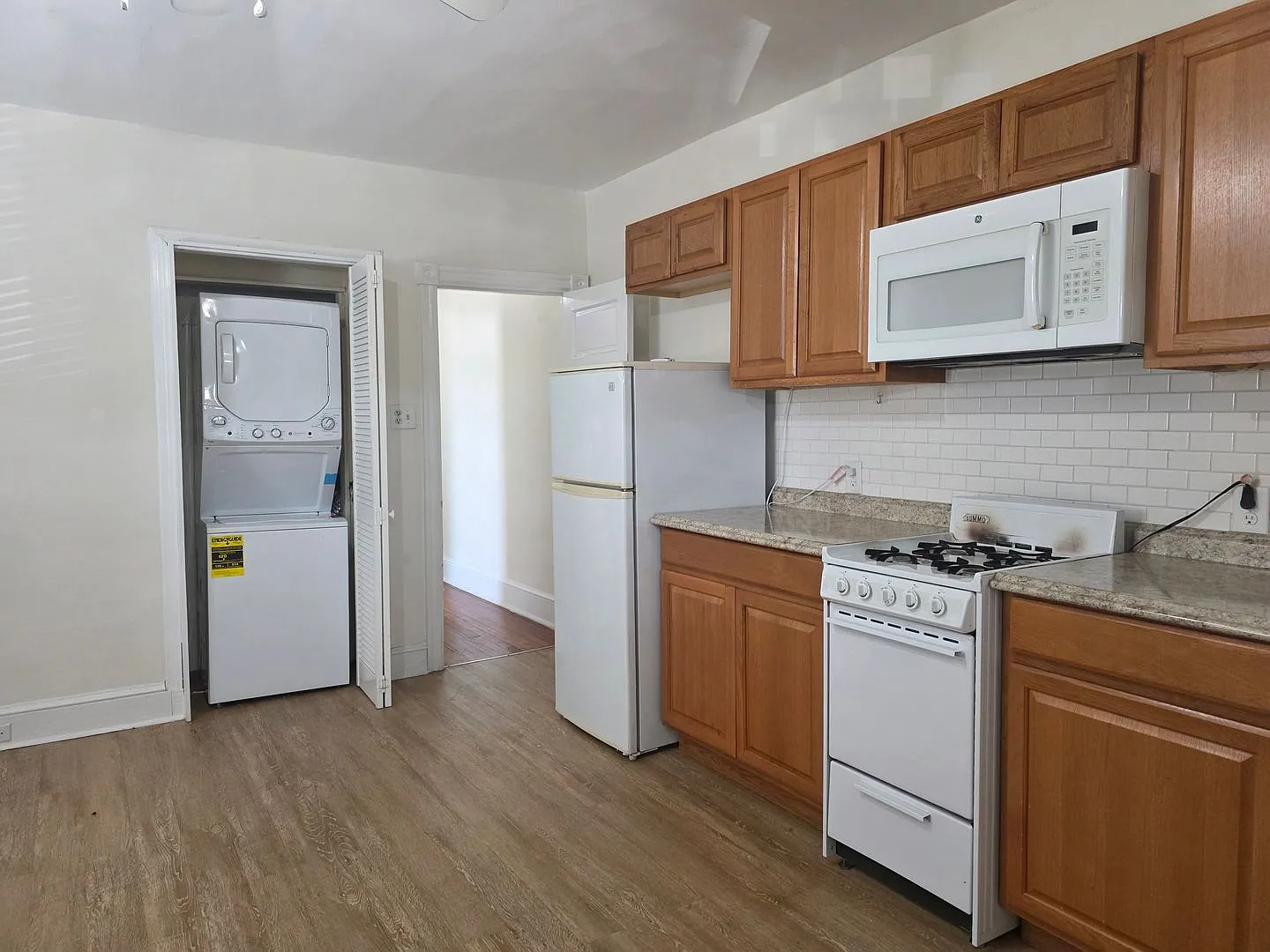 1618 West 16th Street — Photo 4