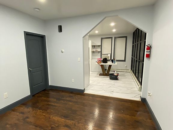 2nd image of 4756 Alhambra Ave