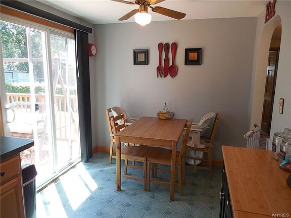 5th image of 3293 Ashley Dr