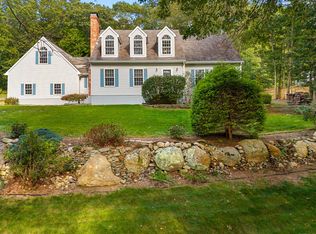65 Eagle Ridge Dr, Gales Ferry, CT 06335