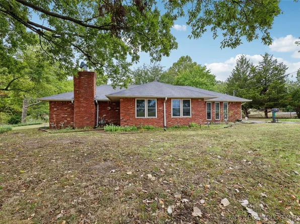 2515 Holly Rd, Claremore, OK 74017