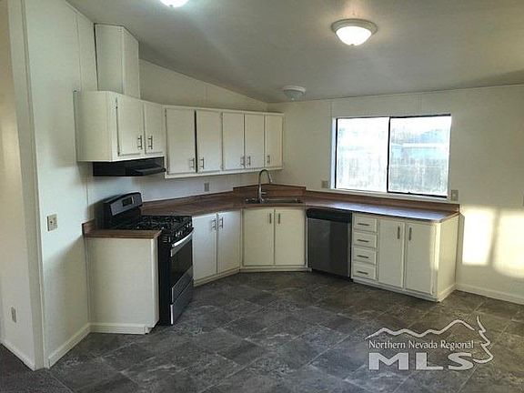 2nd image of 921 Green Valley Dr