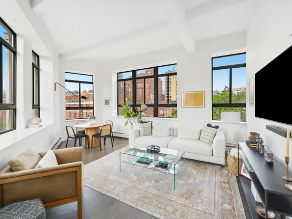 2 Cornelia Street image 1 of 10