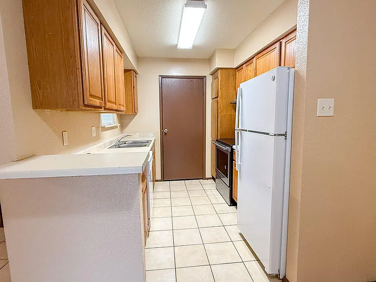13480 S Thorntree Dr #316 — Photo 11