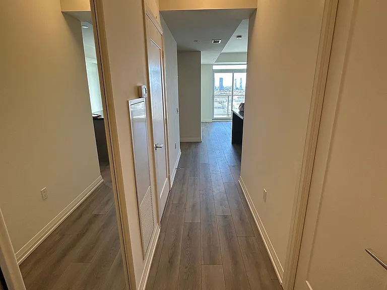 8960 Jane St #2112 — Photo 4