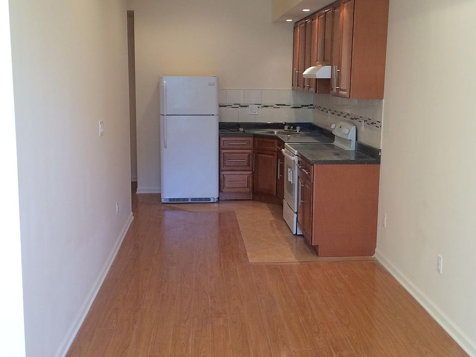 1st image of 2317 Wharton St #2B