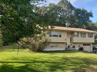 13 Adams Dr, Stony Pt, NY 10980