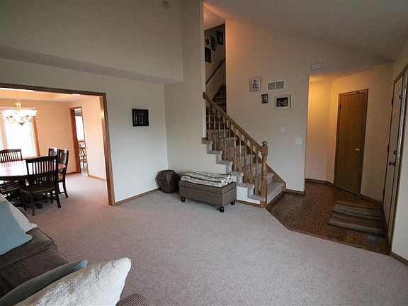 5th image of 7400 S 48th St