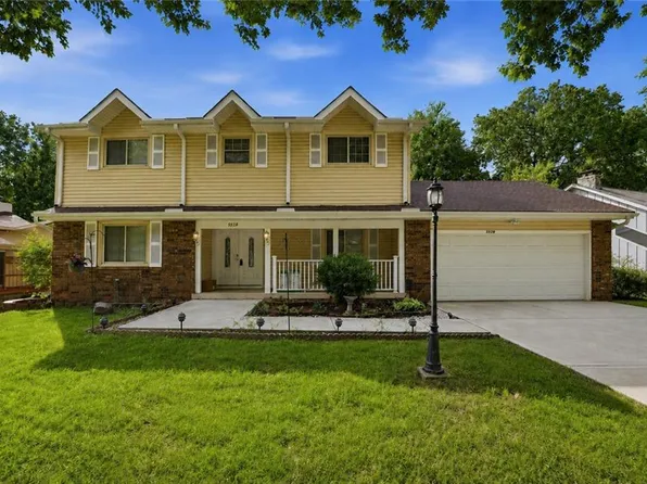 5528 NW Verlin Dr, Kansas City, MO 64152