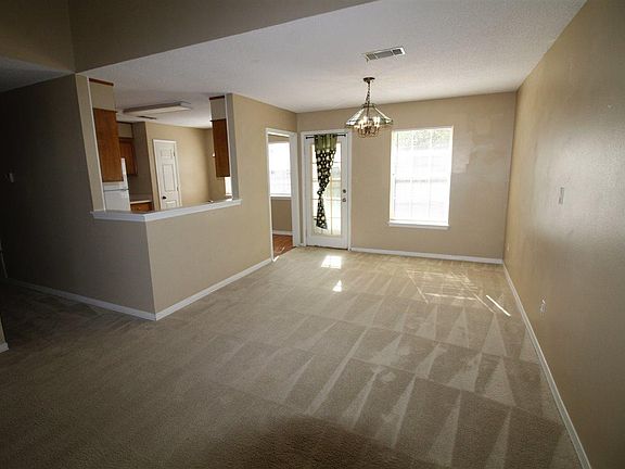 5th image of 9182 Stillbridge Ln