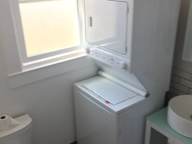 423 Faxon Ave #4 — Photo 6