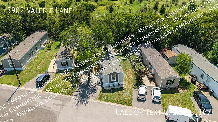 3 bed, 1400 sqft, $10,000 — Photo 1