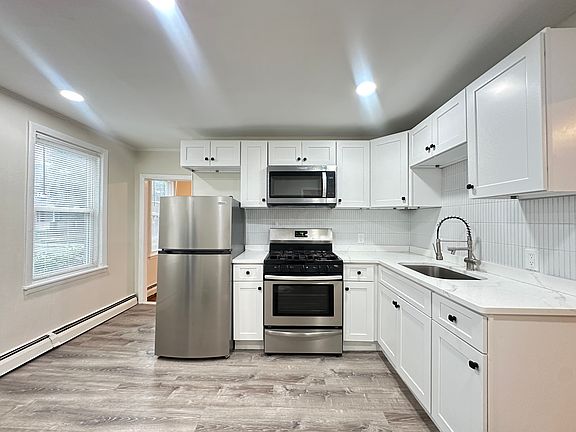 3rd image of 535 Park Ave #1
