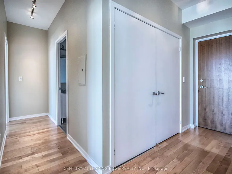33 Lombard St #3503 — Photo 20