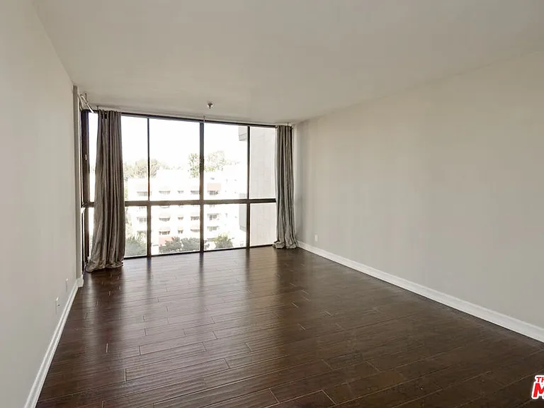 10660 Wilshire Blvd #705 — Photo 13