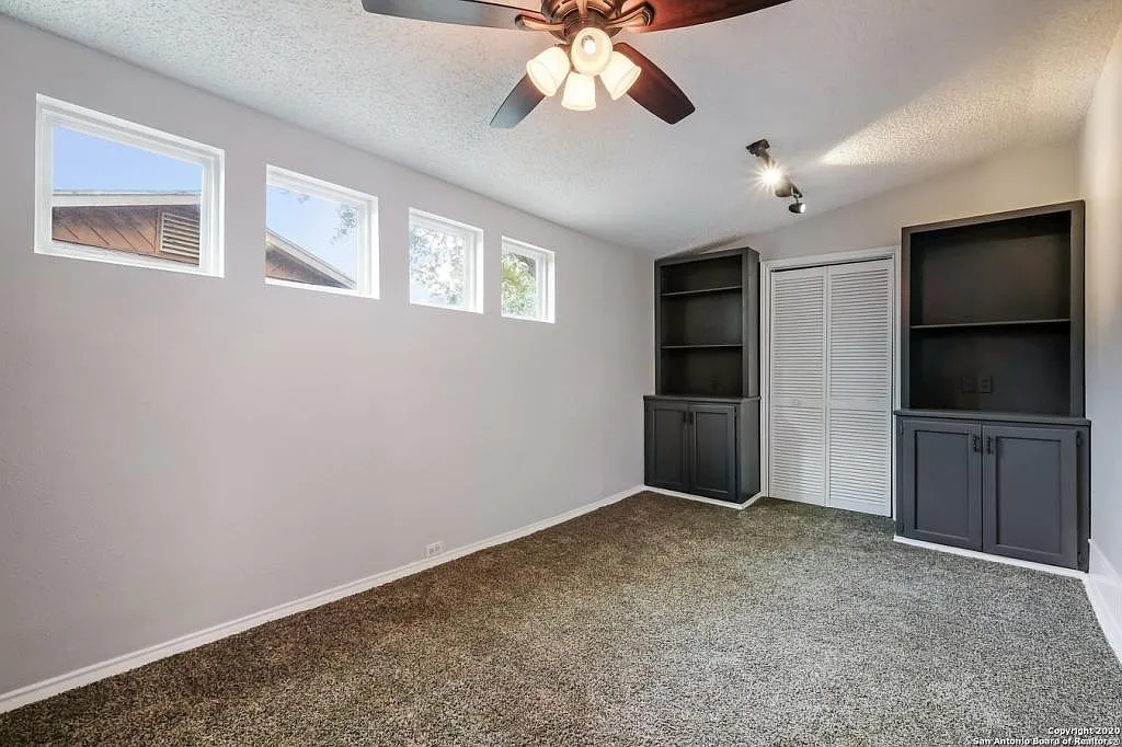 214 Crystal Canyon — Photo 4