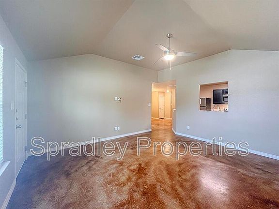 2nd image of 1651 Sabine Rd