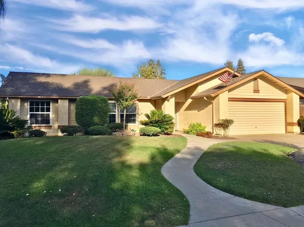 1806 E Hillcrest Dr, Visalia, CA 93292