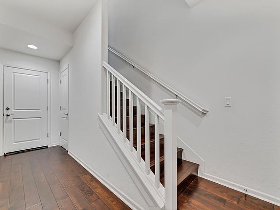 4th image of 17516 Mason Ln