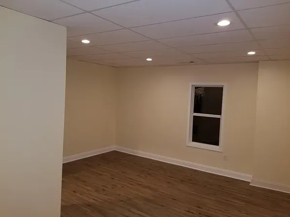 765 Fairfield Dr, Jefferson, GA 30549