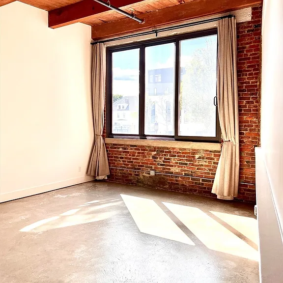 950 Dorchester Ave #205 — Photo 10