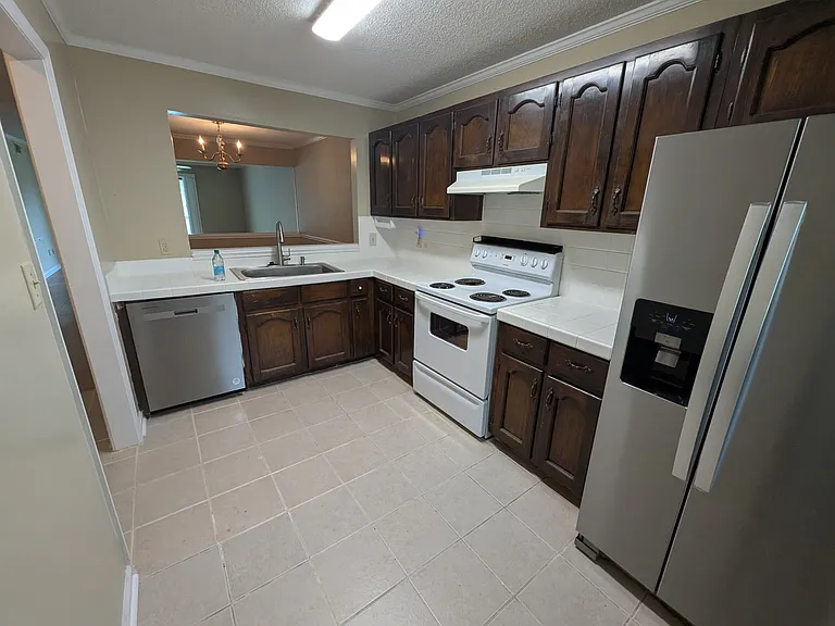 2505 W Broad St #326 — Photo 3