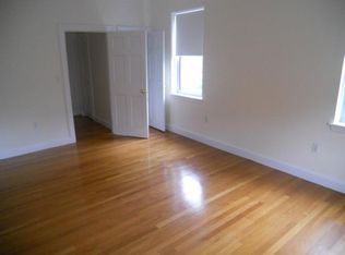 31 Auburn St, Brookline, MA 02446