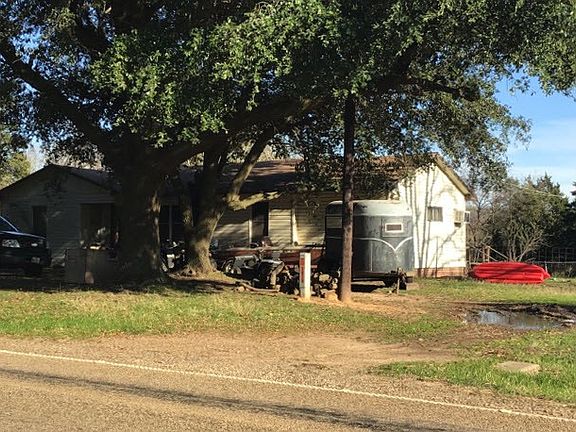 2nd image of 1084 Fm 1519 W