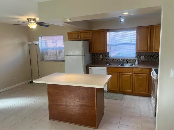 632 Saxony N #N, Delray Beach, FL 33446